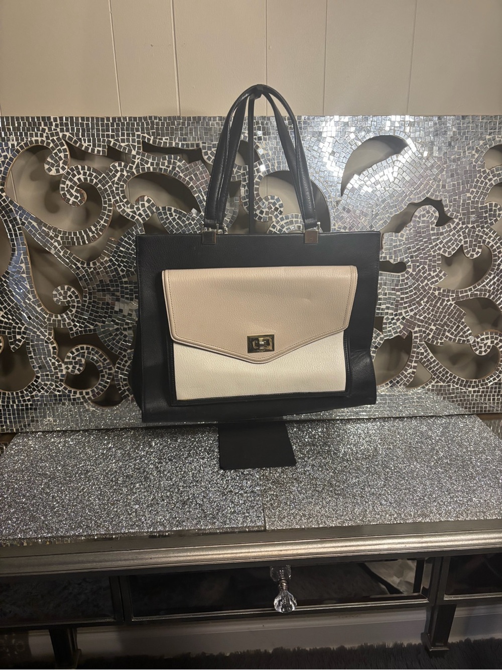 🌟kate spade Black and Cream Structured Shoulder Tote